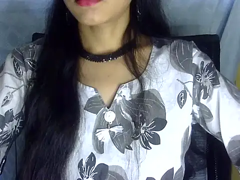Snapshot of Shazi_1 chatting on April 13, 12:21 pm Shazi 1 online show from April 13, 12:21 pm