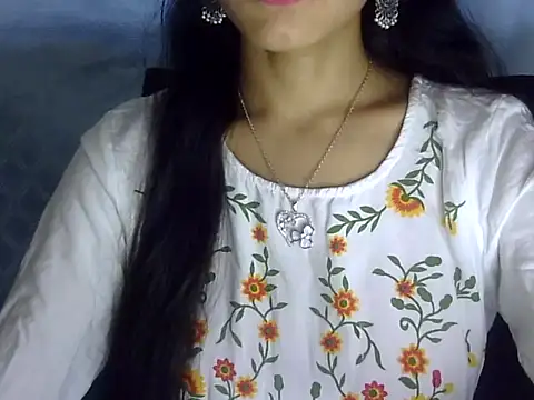Snapshot of Shazi_1 chatting on May 17, 2:46 pm Shazi 1 online show from May 17, 2:46 pm