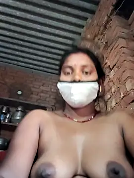 Snapshot of Katrina_kaif143 chatting on December 19, 7:37 am Katrina kaif143 online show from December 19, 7:37 am