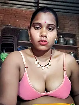 Snapshot of Katrina_kaif143 chatting on February 7, 4:38 am Katrina kaif143 online show from February 7, 4:38 am