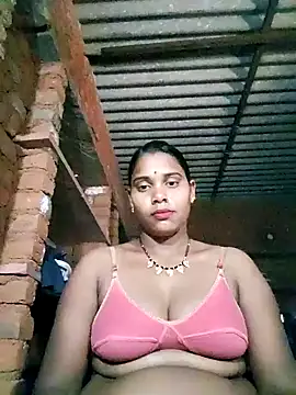 Snapshot of Katrina_kaif143 chatting on February 20, 5:04 am Katrina kaif143 online show from February 20, 5:04 am