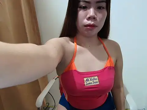 Snapshot of Hot_Athena99x chatting on July 16, 9:26 am Hot Athena99x online show from July 16, 9:26 am