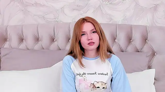 Snapshot of MelissaLiss chatting on November 5, 3:01 pm MelissaLiss online show from November 5, 3:01 pm