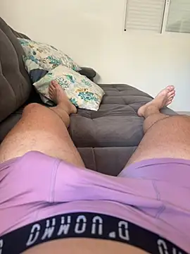 luizrgg online show from March 4, 6:03 pm