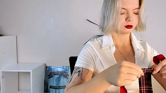 MelinMonro online show from October 14, 3:18 am