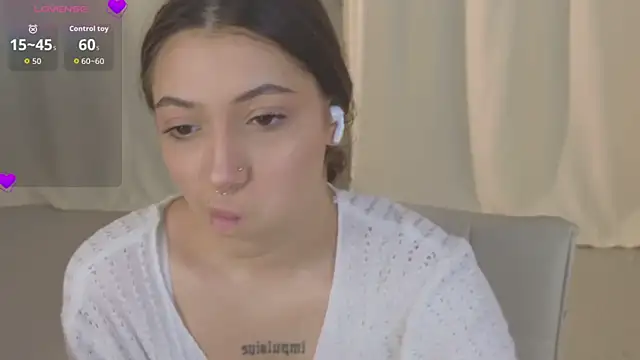 Snapshot of slow_flower chatting on November 26, 12:17 pm slow flower online show from November 26, 12:17 pm