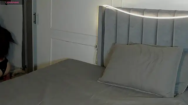 luxuryheaven 8 online show from October 29, 5:53 am