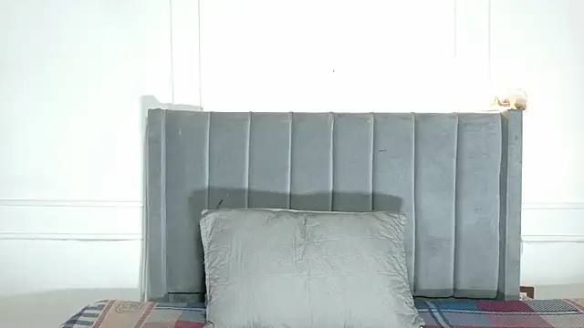 luxuryheaven 8 online show from February 6, 9:51 pm