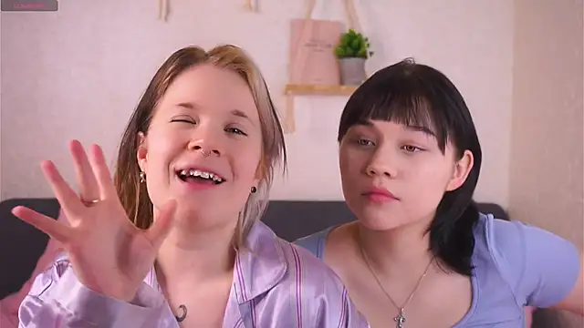 EviaVanveen online show from November 21, 8:02 am