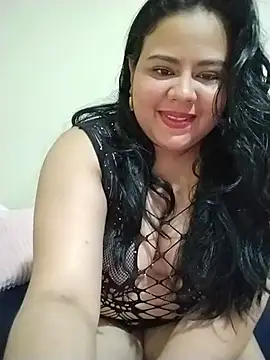 Snapshot of Tania_cruz_ chatting on July 8, 2:38 am Tania cruz online show from July 8, 2:38 am