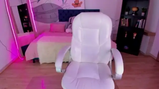 Goth Alice online show from November 3, 7:26 pm