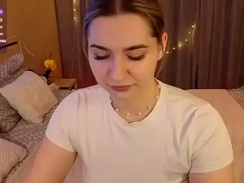 cutieblush online show from November 27, 6:32 pm