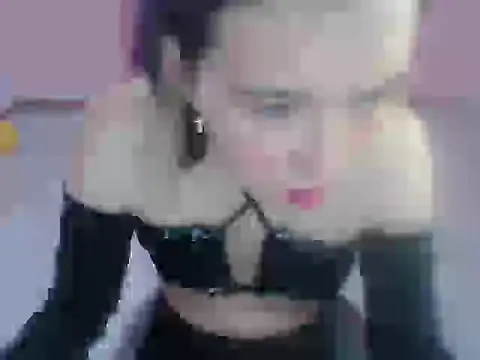 Snapshot of cristal_hills_19 chatting on November 21, 8:40 pm cristal hills 19 online show from November 21, 8:40 pm