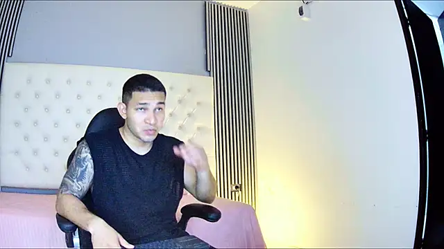 venedic bull online show from October 20, 9:04 pm