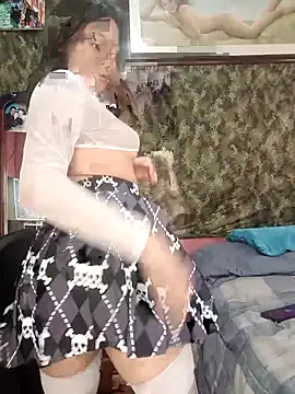 lizethavila online show from February 7, 5:49 pm