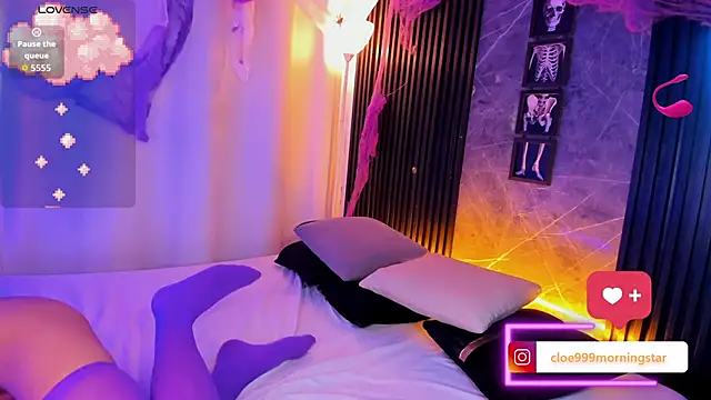 Snapshot of cloemorningstar chatting on October 22, 5:34 pm cloemorningstar online show from October 22, 5:34 pm