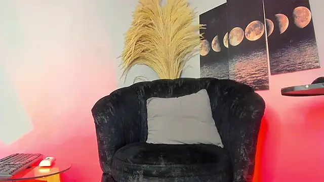 Snapshot of cloemorningstar chatting on October 30, 3:13 pm cloemorningstar online show from October 30, 3:13 pm