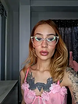 julieta444  online show from May 14, 8:48 pm