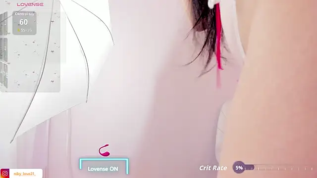 Snapshot of niky_love21 chatting on November 9, 10:41 pm niky love21 online show from November 9, 10:41 pm