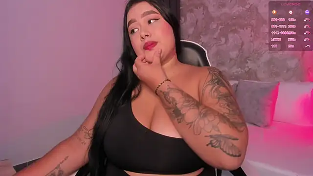 Snapshot of dalia_spinters chatting on May 29, 7:45 pm dalia spinters online show from May 29, 7:45 pm