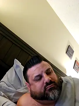 Roddog18 online show from February 12, 12:55 pm