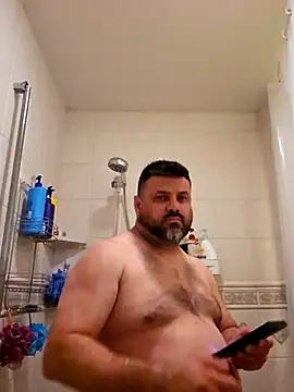 Roddog18 online show from March 2, 5:08 am