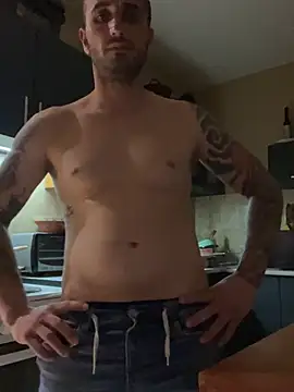 tompet2122 online show from April 10, 1:38 pm