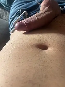 tompet2122 online show from April 19, 1:54 pm