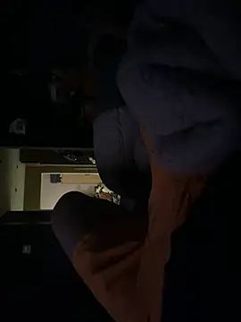 tompet2122 online show from April 19, 6:32 pm