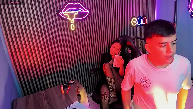 Snapshot of Dylan_Katte chatting on October 12, 3:16 am Dylan Katte online show from October 12, 3:16 am