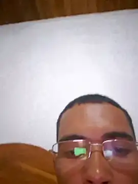 Snapshot of Mikael_1357 chatting on June 14, 3:52 am Mikael 1357 online show from June 14, 3:52 am