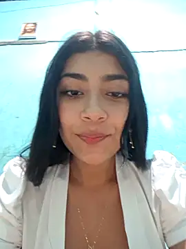 Snapshot of Sweed-virgin-pussy chatting on May 28, 1:47 am Sweed-virgin-pussy online show from May 28, 1:47 am
