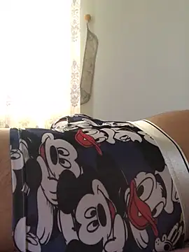 khonglongvong86 online show from December 17, 6:08 am