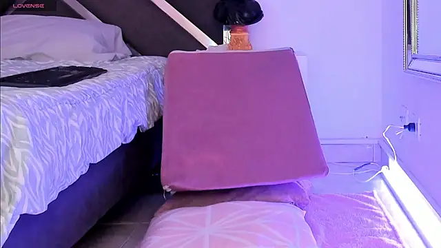 Neereth online show from October 4, 8:51 pm