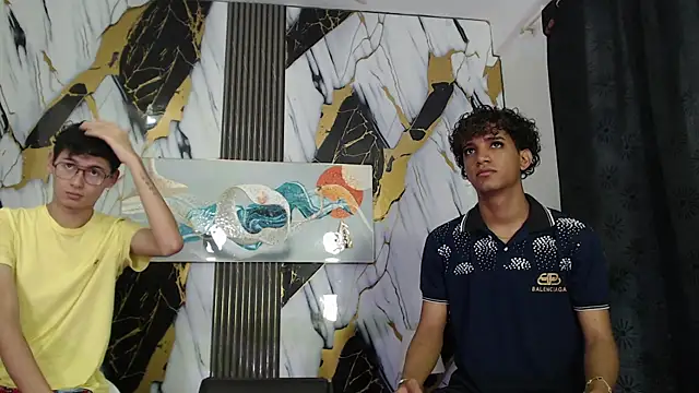 VERY HOT GUYS online show from July 14, 1:17 pm