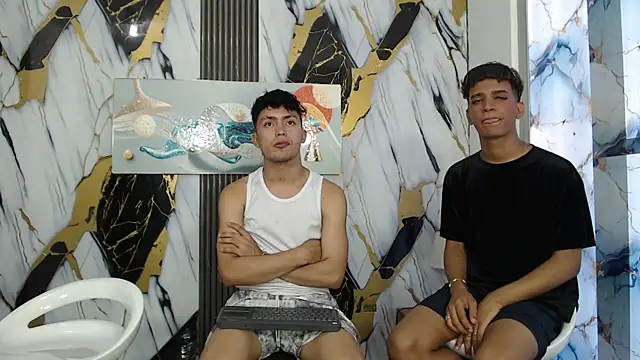 VERY HOT GUYS online show from July 28, 6:20 pm