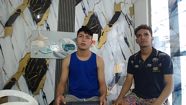 VERY HOT GUYS online show from July 30, 1:10 pm