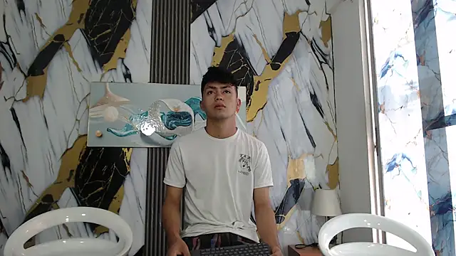 VERY HOT GUYS online show from July 31, 1:10 pm