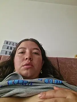 annyaparis online show from December 5, 12:36 pm