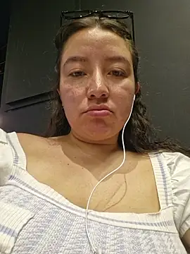 annyaparis online show from February 26, 7:24 pm