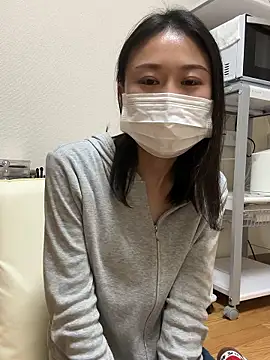 Snapshot of mia2_jp chatting on November 17, 8:09 am mia2 jp online show from November 17, 8:09 am