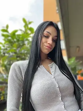 ilariea girl online show from May 13, 2:25 pm