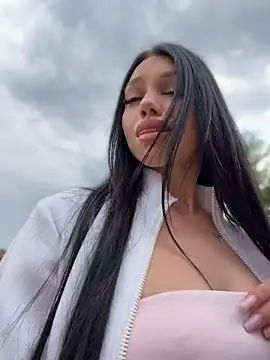 ilariea girl online show from June 1, 12:51 pm