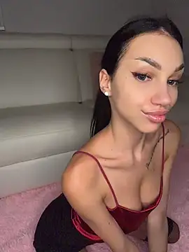 ilariea girl online show from July 14, 2:56 pm