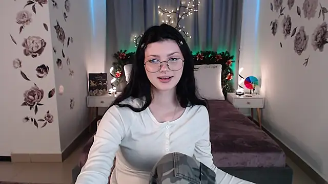 MileyRood online show from December 4, 1:04 am