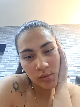 Snapshot of ChloeMorelli chatting on October 16, 2:23 am ChloeMorelli online show from October 16, 2:23 am