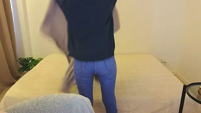 Annaabels online show from April 10, 5:56 am