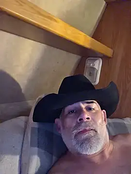 DeeBestEver online show from June 6, 2:11 pm