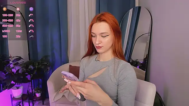 PollyMayer online show from June 18, 8:35 pm