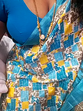 Snapshot of Tamil_Ammani chatting on May 9, 9:47 am Tamil Ammani online show from May 9, 9:47 am